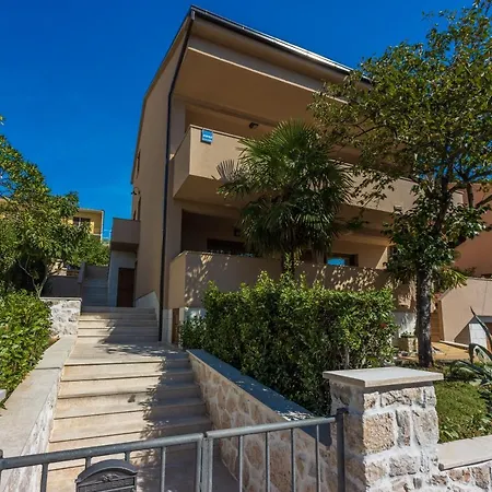 Anita Apartment