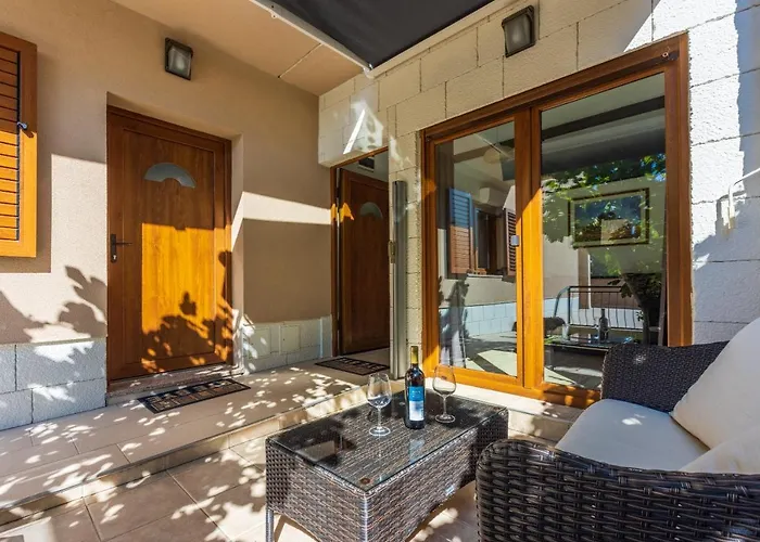 アパート Anita ドラマリ